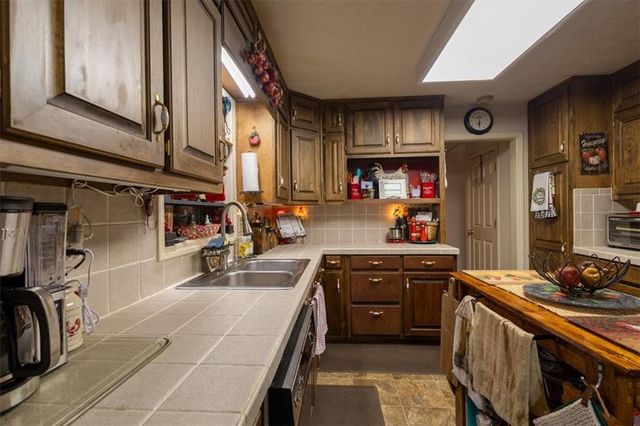 2033 Peeksville Road, Locust Grove, GA 30248
