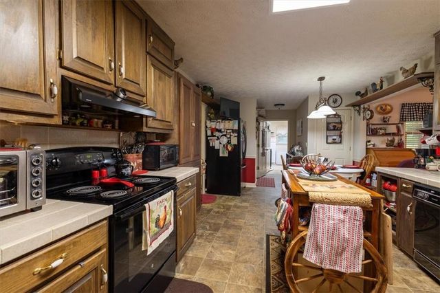 2033 Peeksville Road, Locust Grove, GA 30248