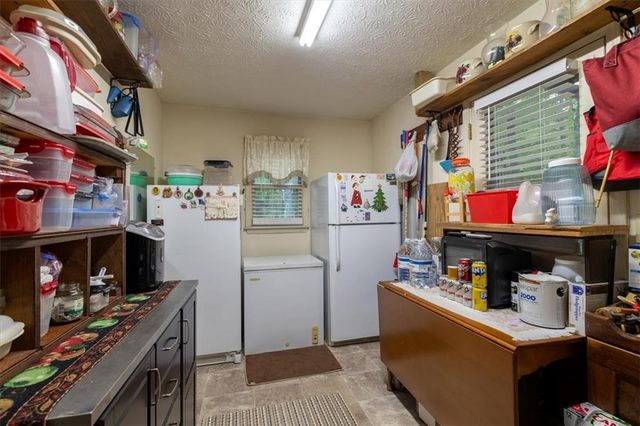 2033 Peeksville Road, Locust Grove, GA 30248