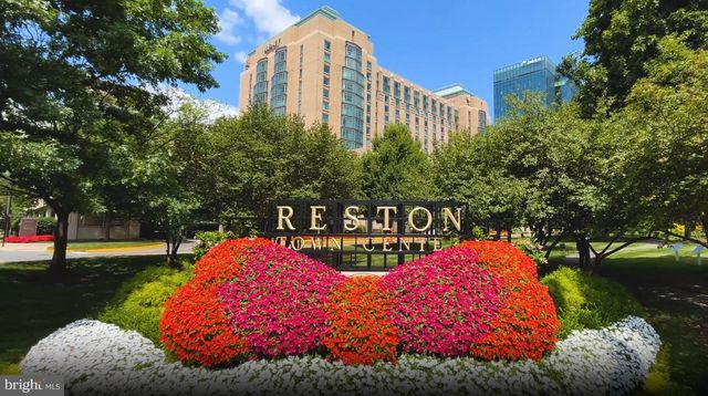 2121 WHISPER WAY, Reston, VA 20191