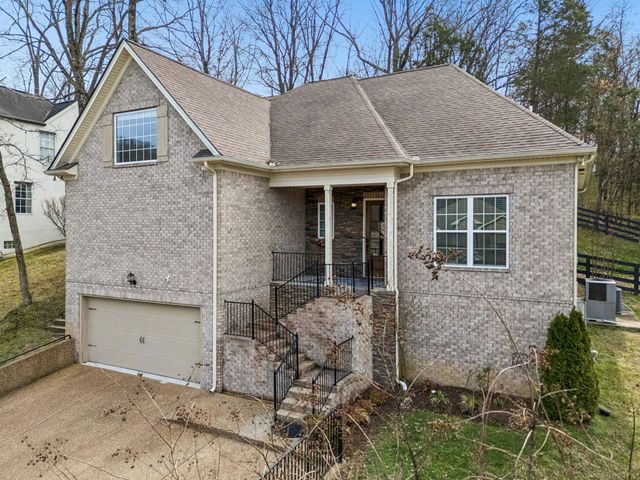 7000 Still Spring Hollow Dr, Nashville, TN 37221