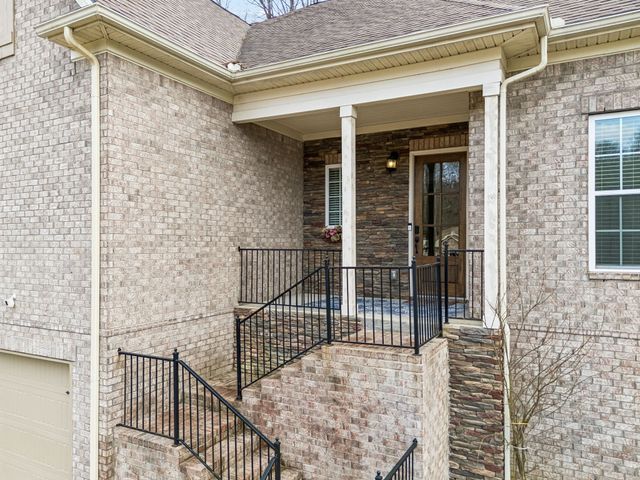 7000 Still Spring Hollow Dr, Nashville, TN 37221