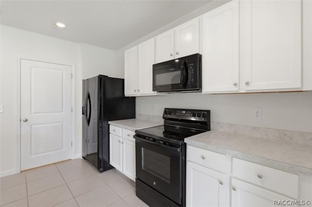 3592 N Burroughs Path, Beverly Hills, FL 34465