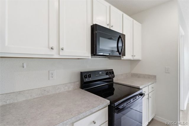 3592 N Burroughs Path, Beverly Hills, FL 34465