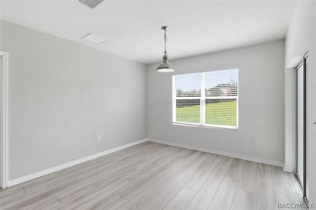 3592 N Burroughs Path, Beverly Hills, FL 34465