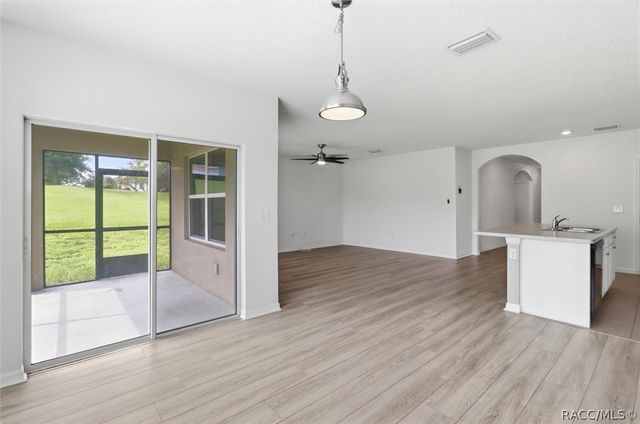 3592 N Burroughs Path, Beverly Hills, FL 34465