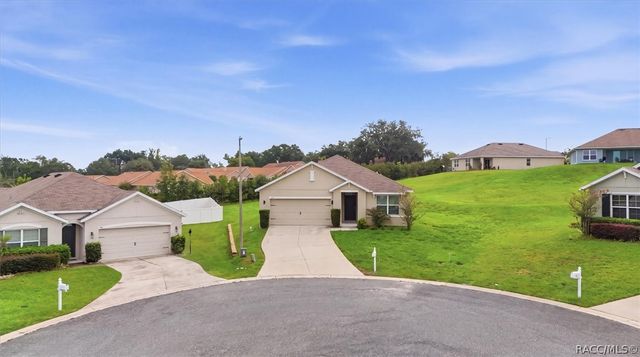 3592 N Burroughs Path, Beverly Hills, FL 34465