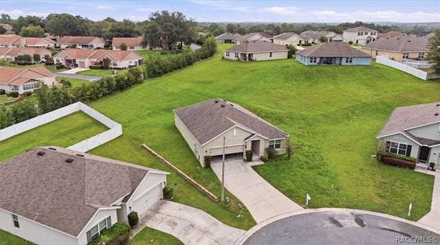 3592 N Burroughs Path, Beverly Hills, FL 34465