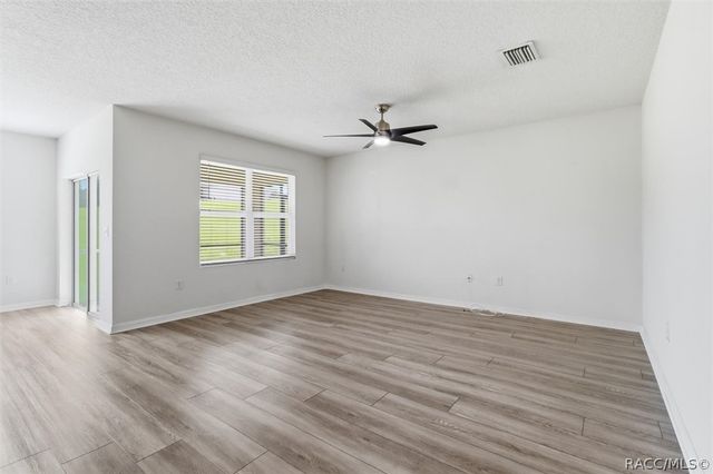 3592 N Burroughs Path, Beverly Hills, FL 34465