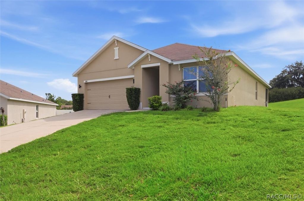 3592 N Burroughs Path, Beverly Hills, FL 34465