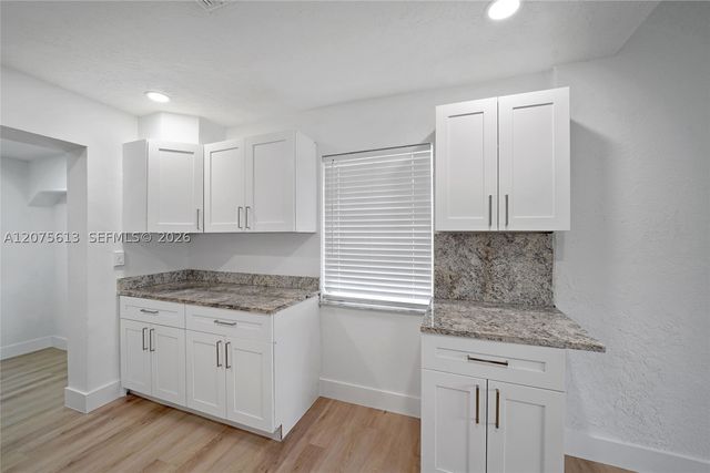 360 NW 179th Ter, Miami Gardens, FL 33169