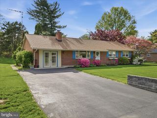 9720 FERNWOOD LN, Hagerstown, MD 21740