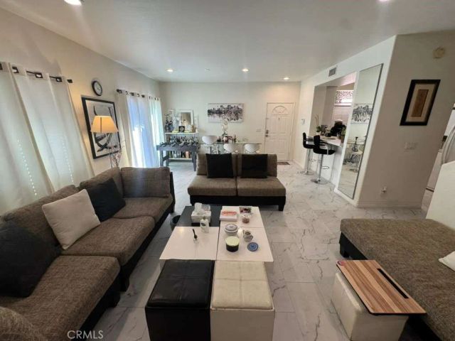 20300 Vanowen Street 29, Winnetka, CA 91306