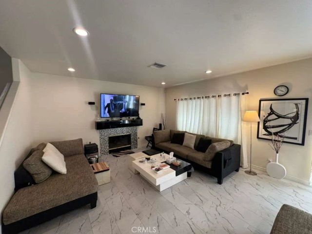 20300 Vanowen Street 29, Winnetka, CA 91306