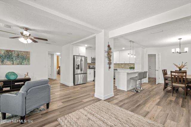 805 GARTH Avenue, Jacksonville, FL 32205