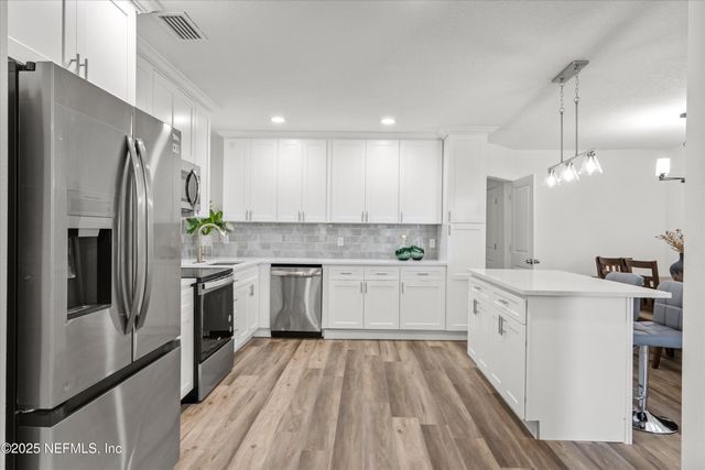 805 GARTH Avenue, Jacksonville, FL 32205