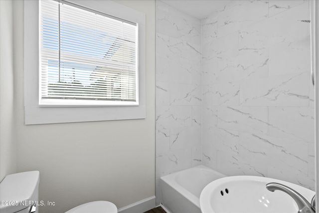 805 GARTH Avenue, Jacksonville, FL 32205