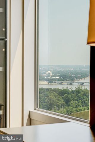 1111 19TH ST N #2703, Arlington, VA 22209