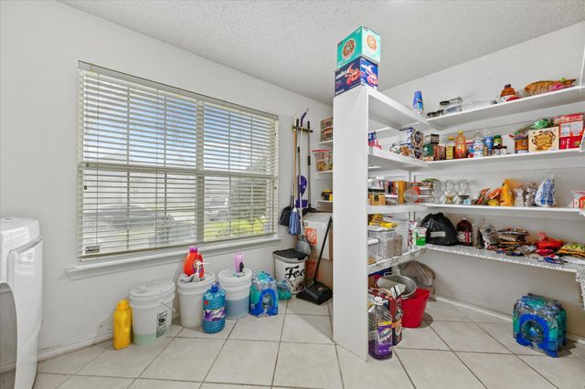 1818 Cedar Ridge Drive, Mesquite, TX 75181