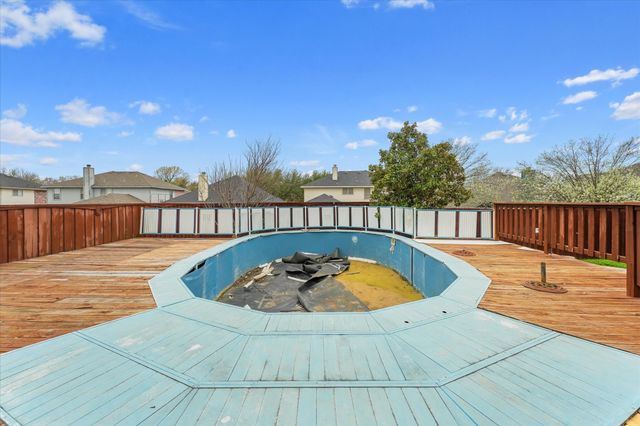 1818 Cedar Ridge Drive, Mesquite, TX 75181