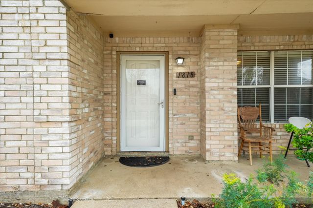 1818 Cedar Ridge Drive, Mesquite, TX 75181