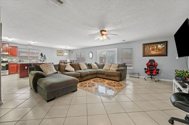 1818 Cedar Ridge Drive, Mesquite, TX 75181