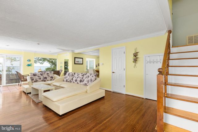 20947 RIDGE RD, Colonial Beach, VA 22443