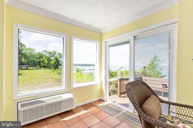 20947 RIDGE RD, Colonial Beach, VA 22443