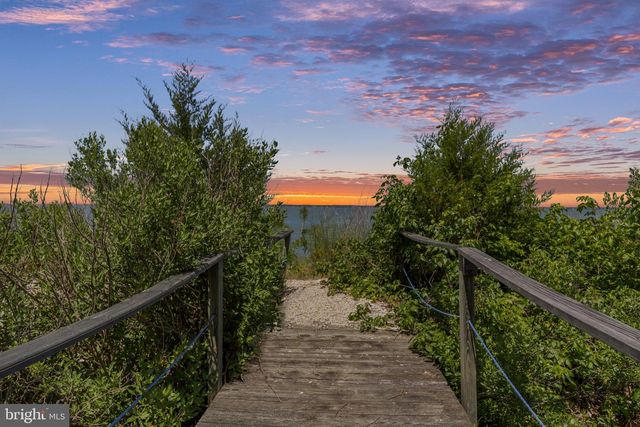 20947 RIDGE RD, Colonial Beach, VA 22443