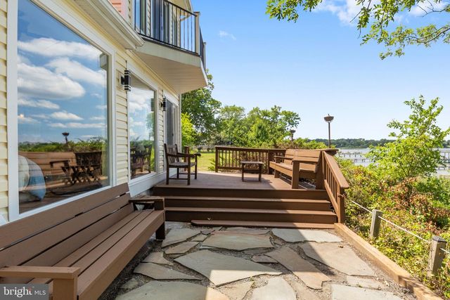 20947 RIDGE RD, Colonial Beach, VA 22443