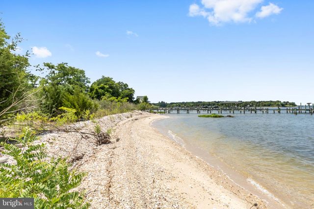 20947 RIDGE RD, Colonial Beach, VA 22443
