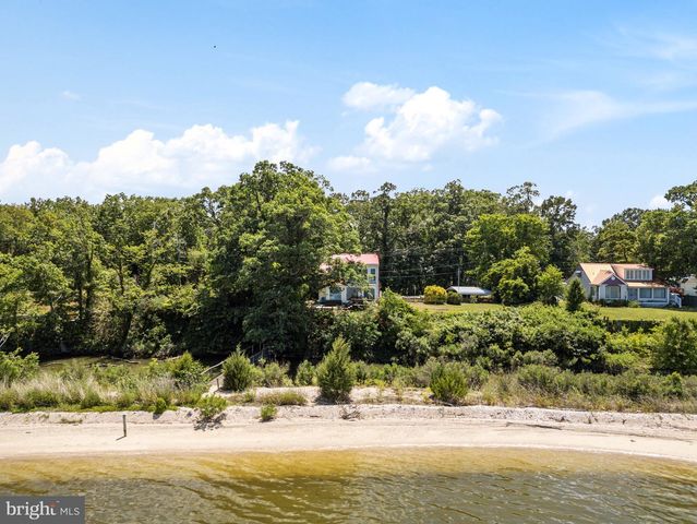 20947 RIDGE RD, Colonial Beach, VA 22443