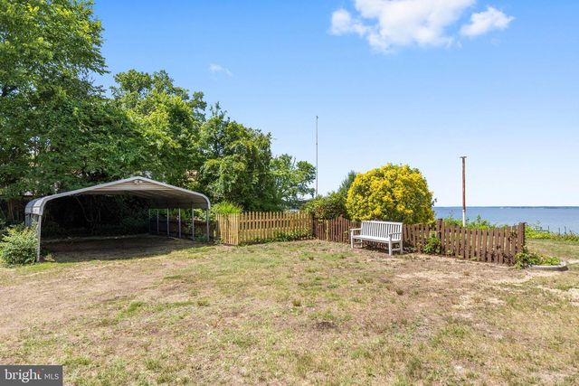 20947 RIDGE RD, Colonial Beach, VA 22443