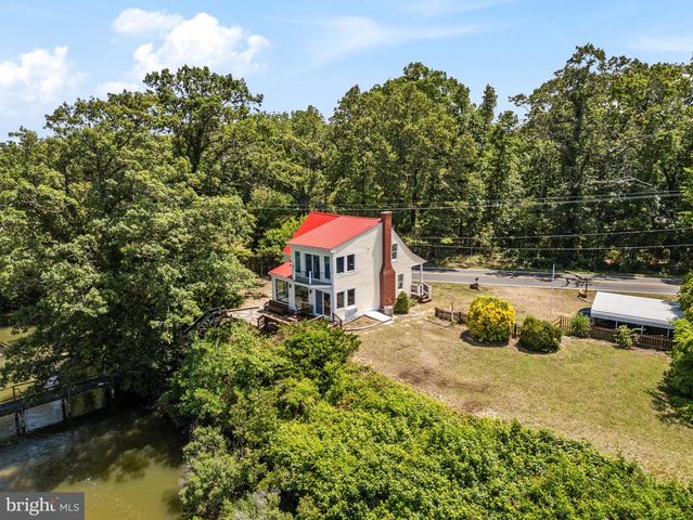 20947 RIDGE RD, Colonial Beach, VA 22443