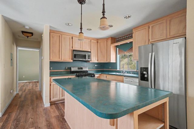 8531 Sheep Ranch Rd, Mountain Ranch, CA 95246