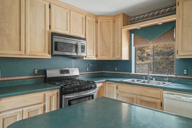 8531 Sheep Ranch Rd, Mountain Ranch, CA 95246