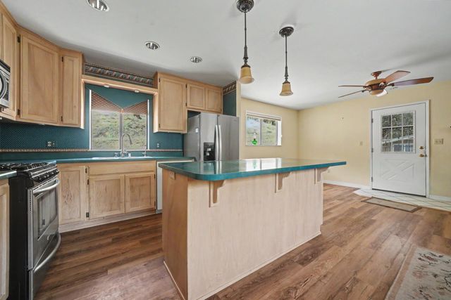 8531 Sheep Ranch Rd, Mountain Ranch, CA 95246