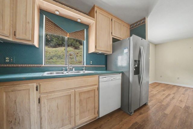 8531 Sheep Ranch Rd, Mountain Ranch, CA 95246