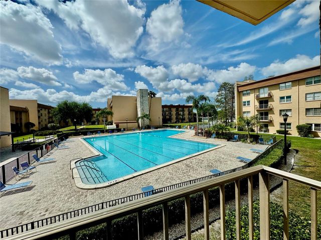 5820 N CHURCH AVENUE 239, Tampa, FL 33614