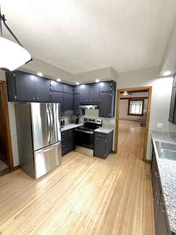 455 3rd Street SE, Cokato, MN 55321