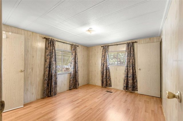 10495 SE 130TH LANE, Ocklawaha, FL 32179