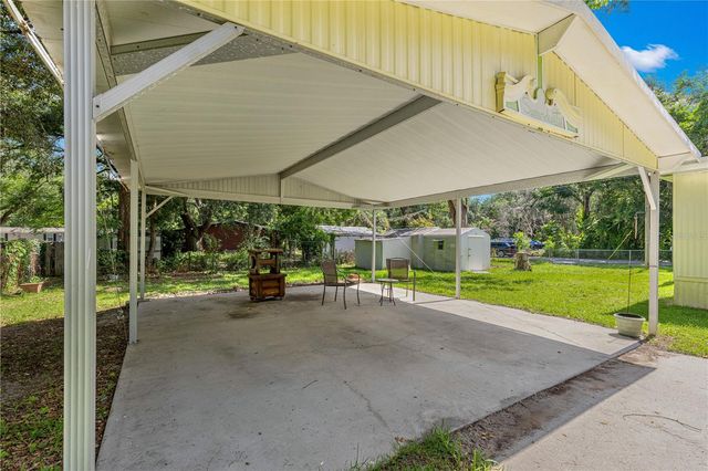 10495 SE 130TH LANE, Ocklawaha, FL 32179