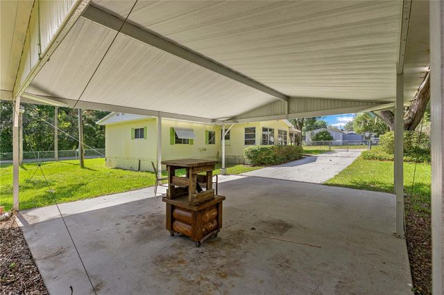 10495 SE 130TH LANE, Ocklawaha, FL 32179