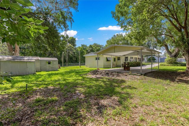 10495 SE 130TH LANE, Ocklawaha, FL 32179