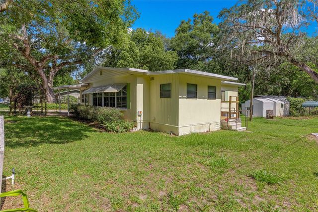 10495 SE 130TH LANE, Ocklawaha, FL 32179