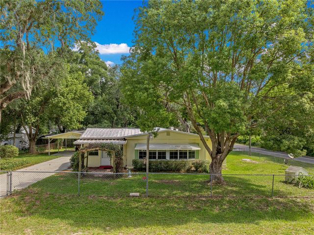 10495 SE 130TH LANE, Ocklawaha, FL 32179