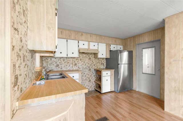 10495 SE 130TH LANE, Ocklawaha, FL 32179