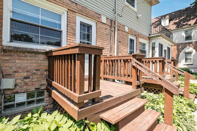 814 Harcourt Road, Grosse Pointe Park, MI 48230