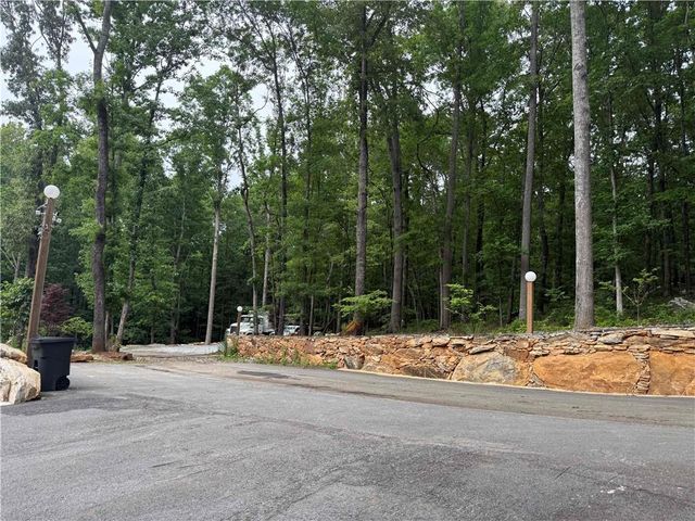 2426 E Maddox Road, Buford, GA 30519