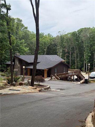 2426 E Maddox Road, Buford, GA 30519
